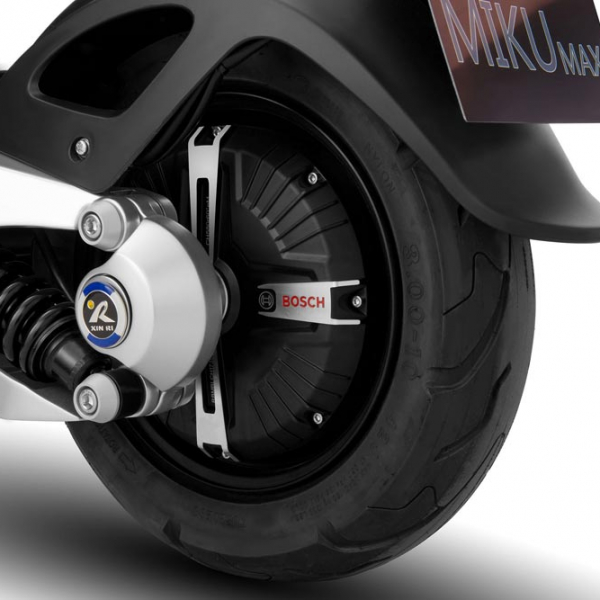 edrive-scooters-electriques-miku-max-13