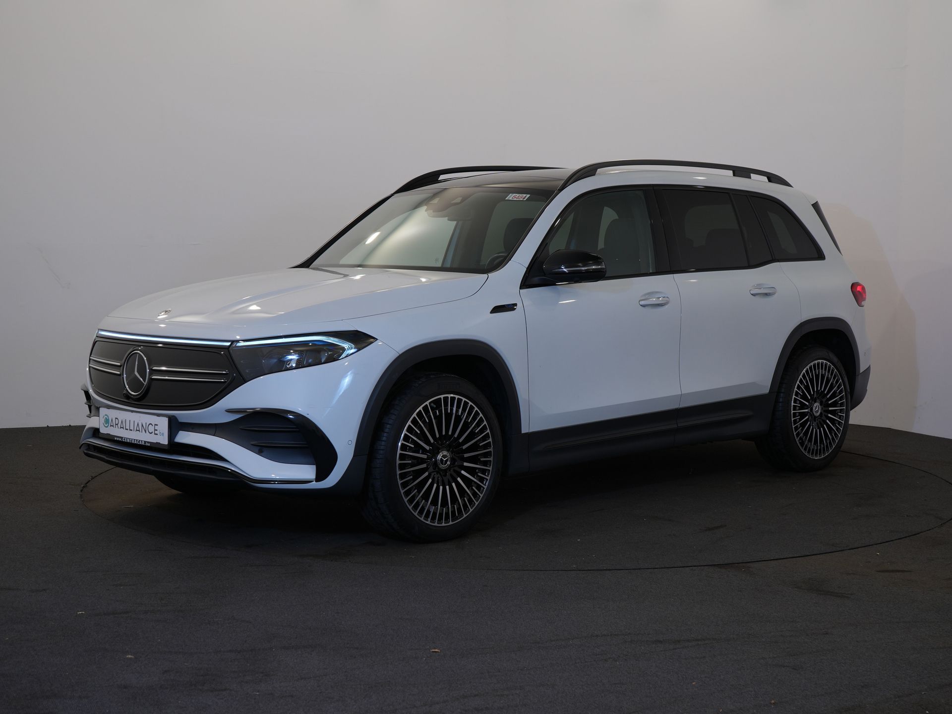 Mercedes-Benz EQB 350