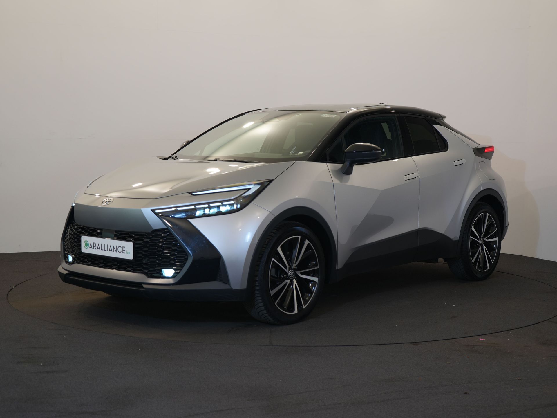Toyota - C-HR - Dynamic plus Bi-Tone – Caralliance - Le plus grand ...